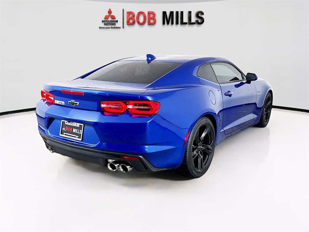Used 2023 Chevrolet Camaro LT w/ Technology Package image 7