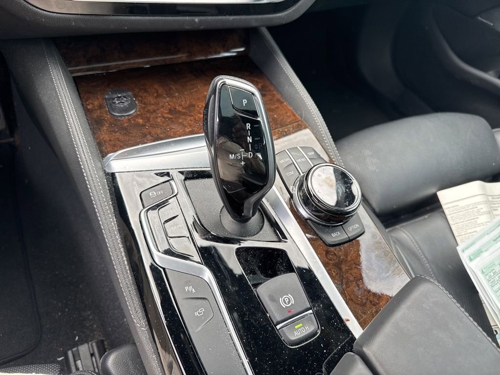 Used 2019 BMW M550i xDrive w/ Dynamic Handling Package AWD/4WD image 3