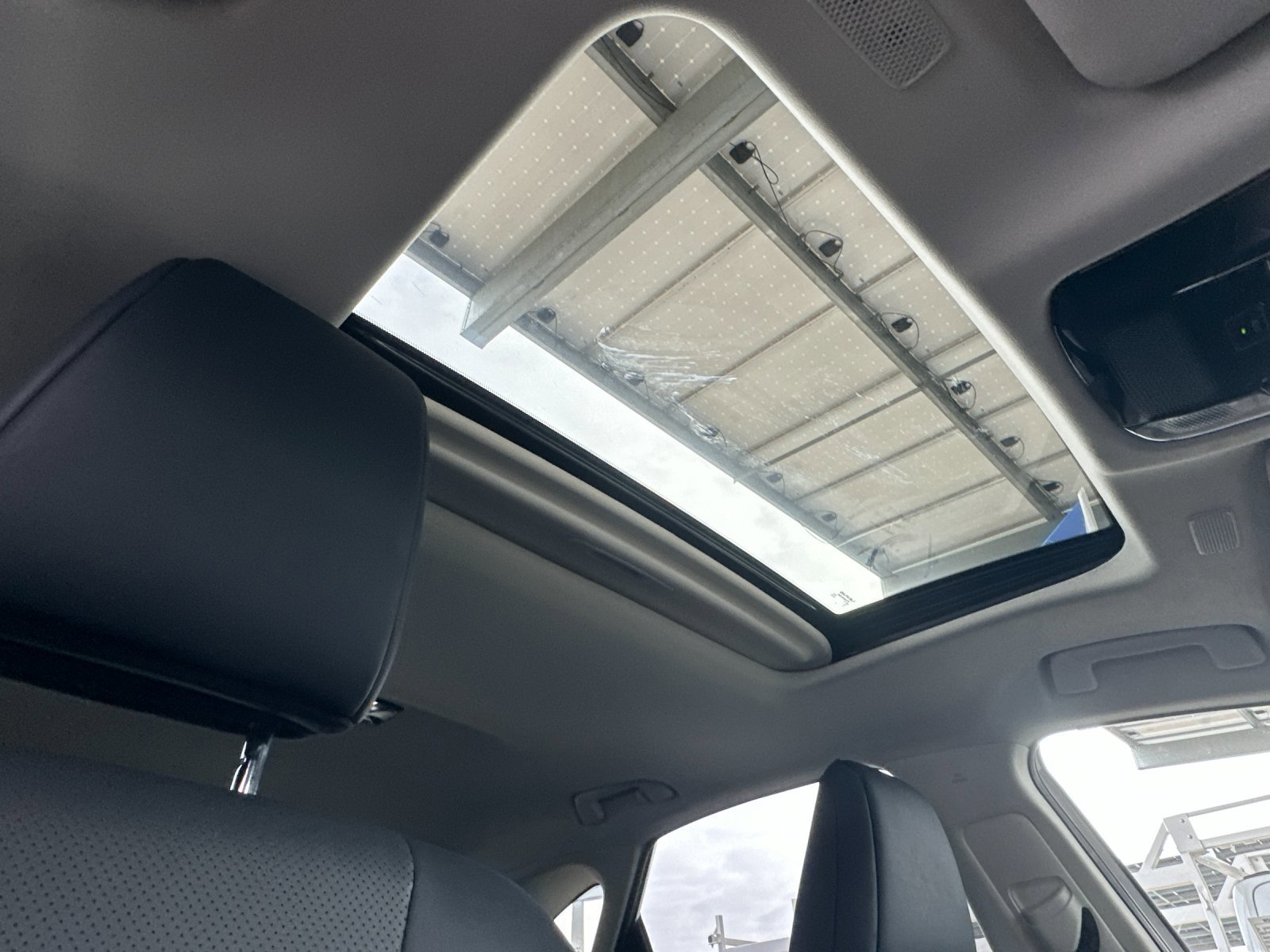 Used 2023 Lexus NX 350 AWD image 17