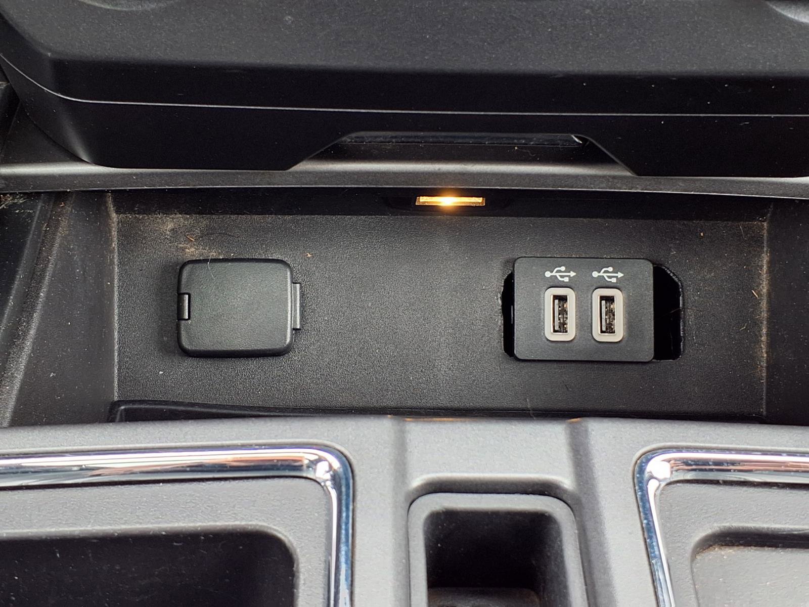 Used 2016 Ford F150 XLT w/ Equipment Group 302A Luxury image 14