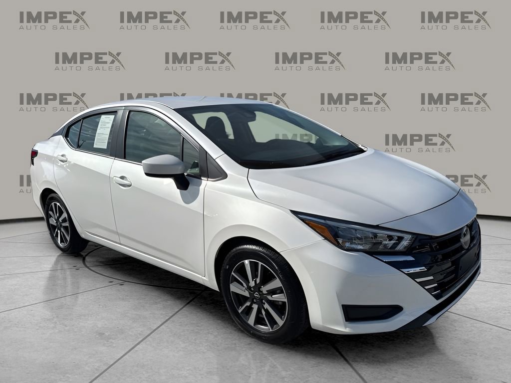 Used 2025 Nissan Versa SV FWD image 7