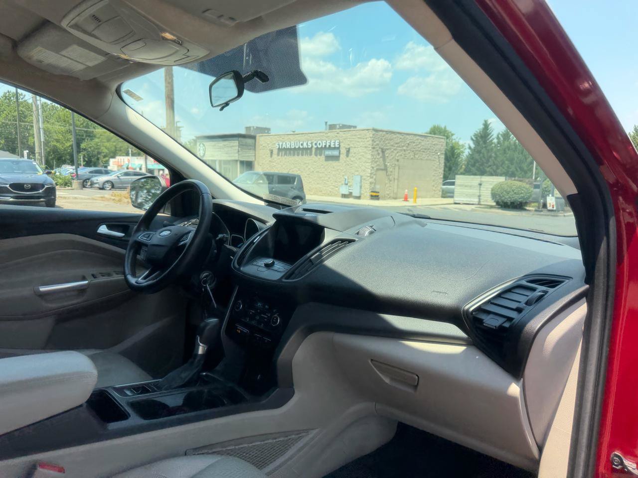 Used 2017 Ford Escape SE w/ SE Leather Comfort Package AWD/4WD image 20