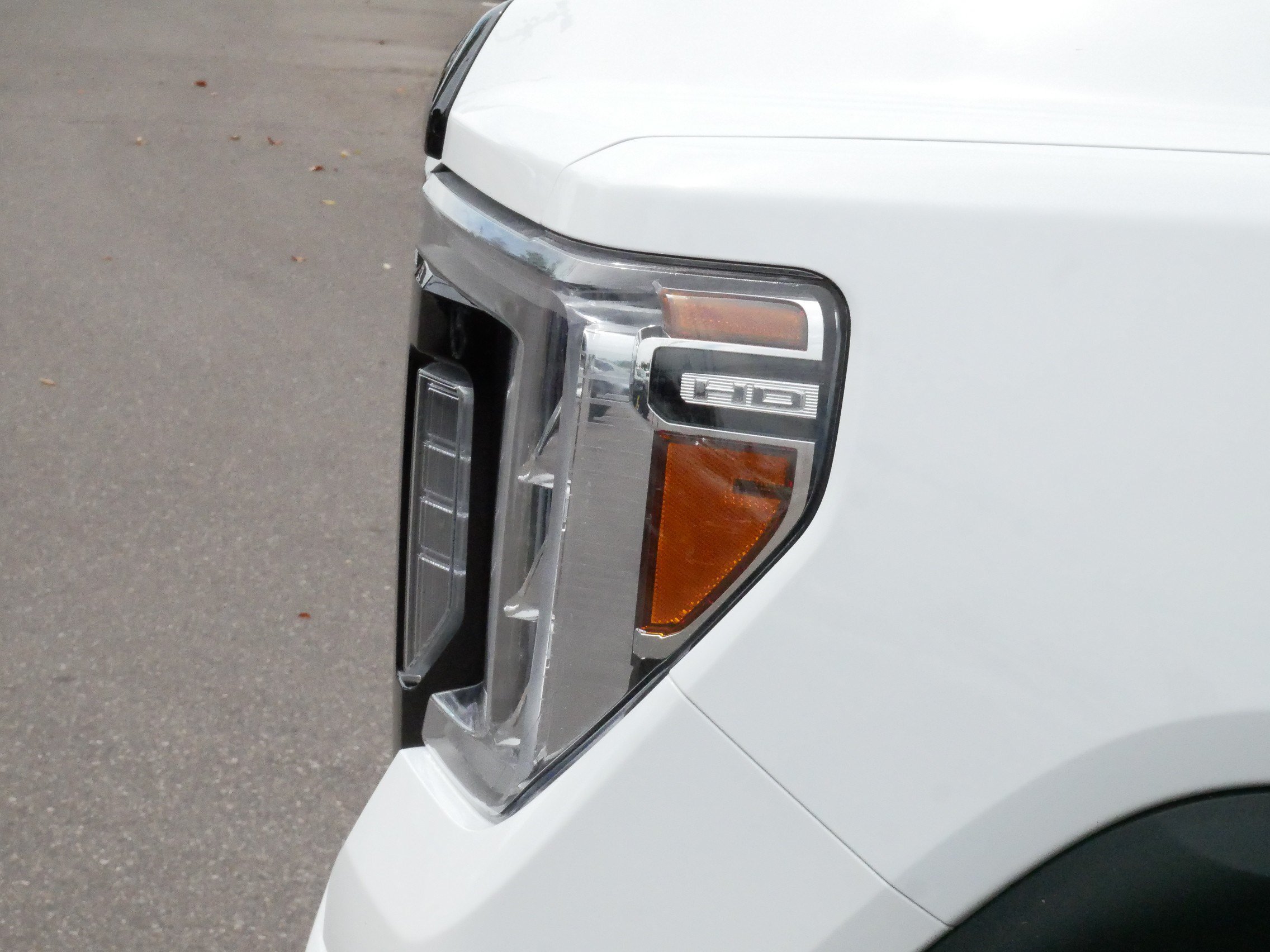 Used 2020 GMC Sierra 2500 AT4 w/ AT4 Premium Package AWD/4WD image 16