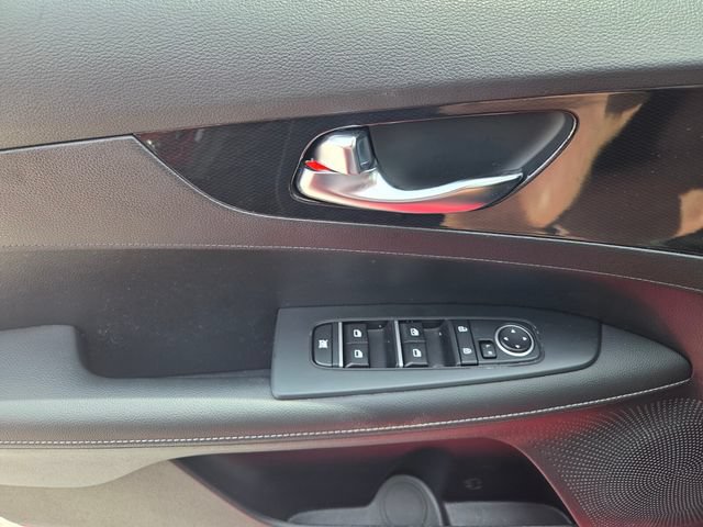 Used 2024 Kia Forte GT-Line FWD image 19