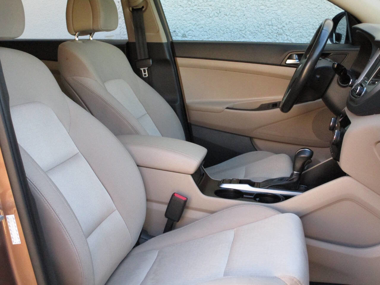 Used 2016 Hyundai Tucson Sport image 10