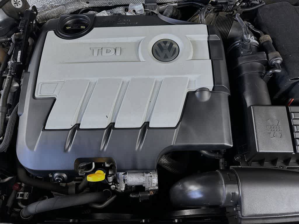 Used 2014 Volkswagen Jetta TDI FWD image 9