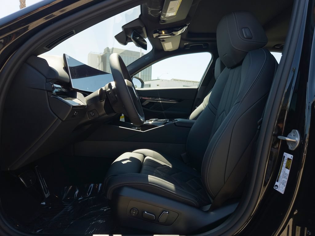 New 2027 BMW 530i w/ M Sport Package RWD image 9