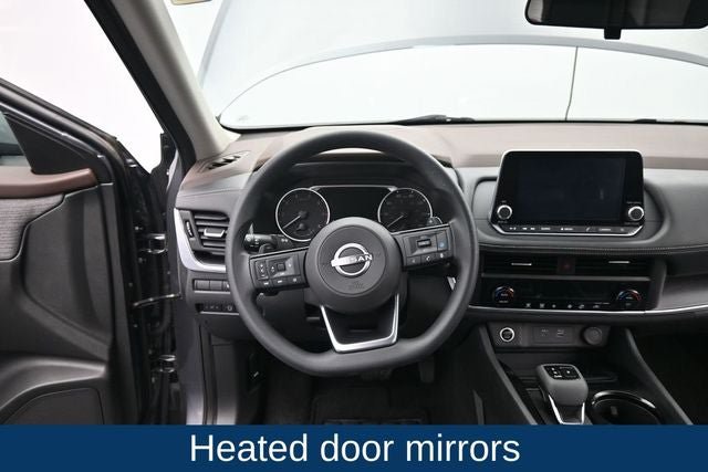 Used 2023 Nissan Rogue SV AWD/4WD image 17