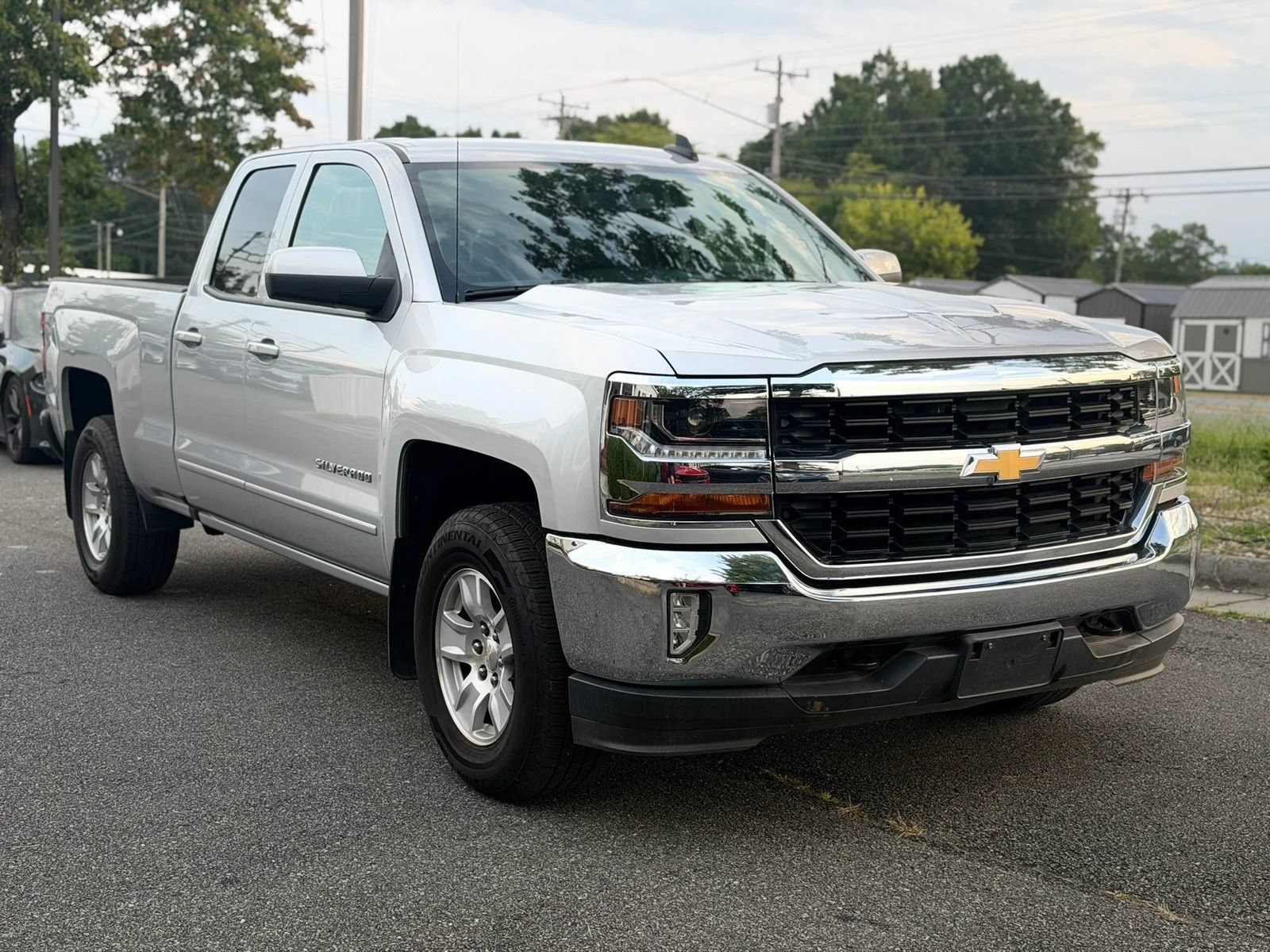 Used 2016 Chevrolet Silverado 1500 LT w/ All Star Edition AWD/4WD image 8