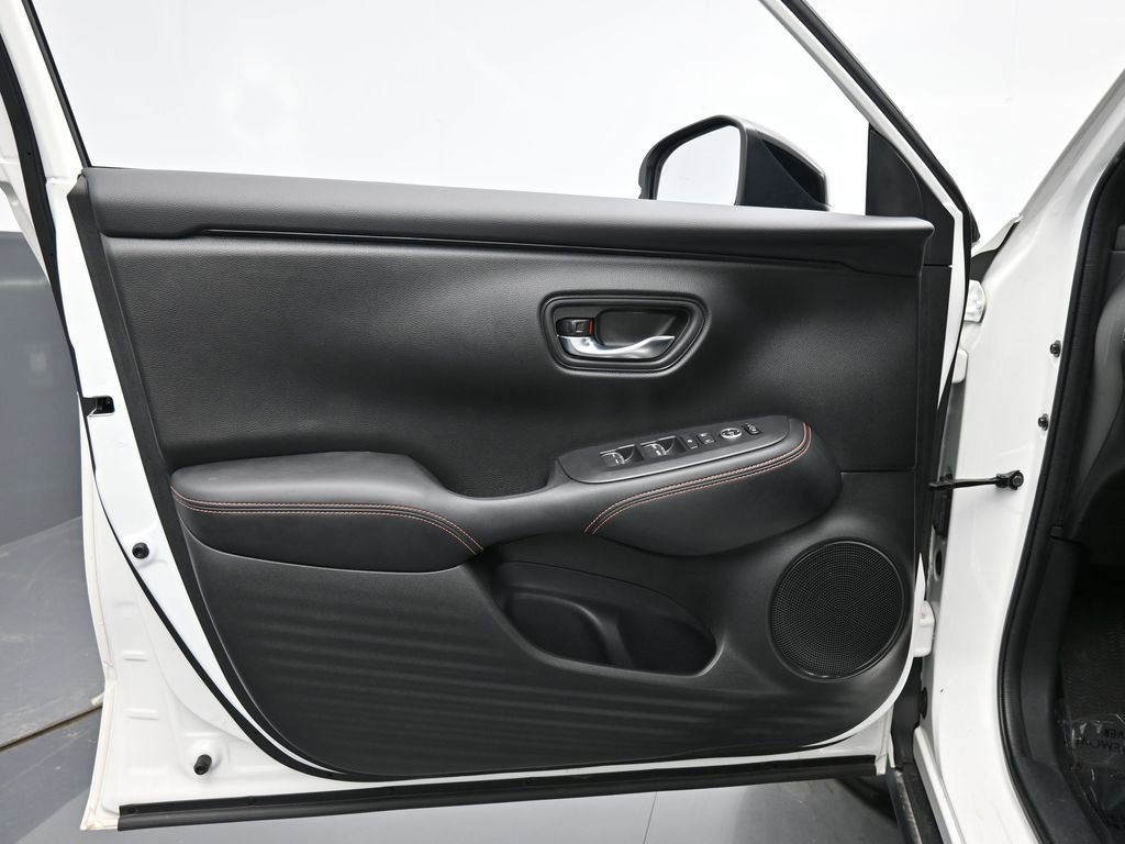 Certified 2023 Honda HR-V Sport image 30