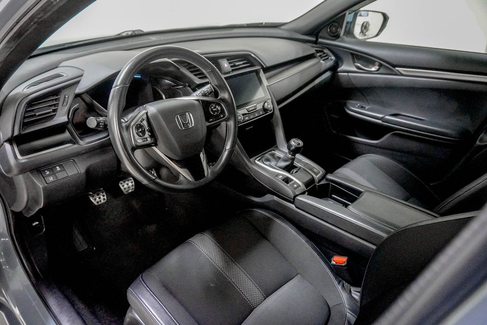 Used 2020 Honda Civic Sport image 21