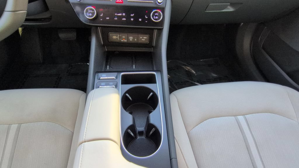 Used 2024 Hyundai Sonata SEL w/ Convenience Package FWD image 14