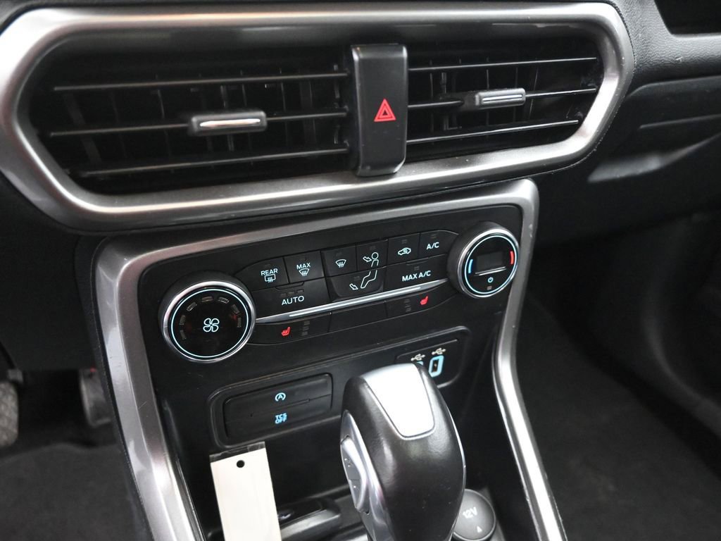 Certified 2018 Ford EcoSport SE image 25