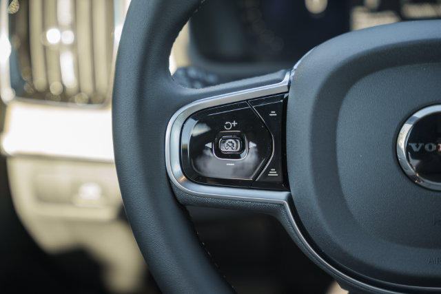 New 2027 Volvo XC90 B5 Plus AWD/4WD image 28
