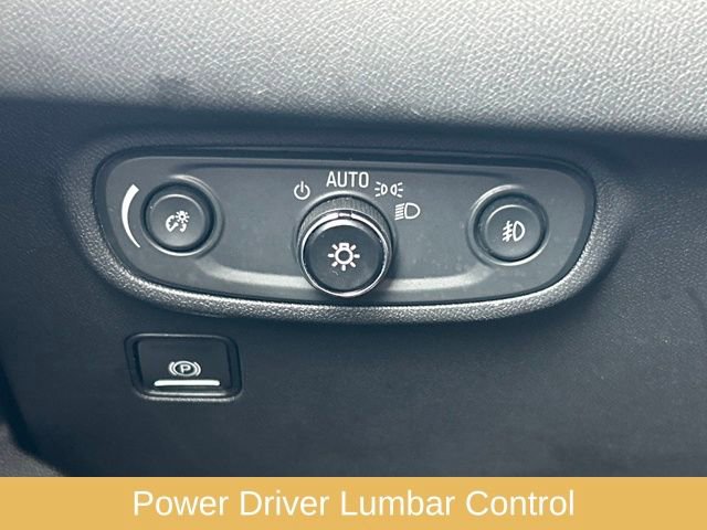 Used 2023 GMC Terrain SLT image 20