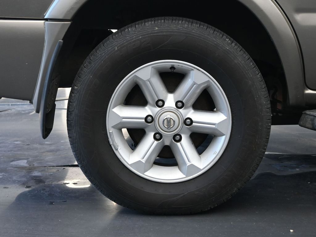 Used 2004 Nissan Pathfinder SE w/ (POP) SE Popular Pkg image 9