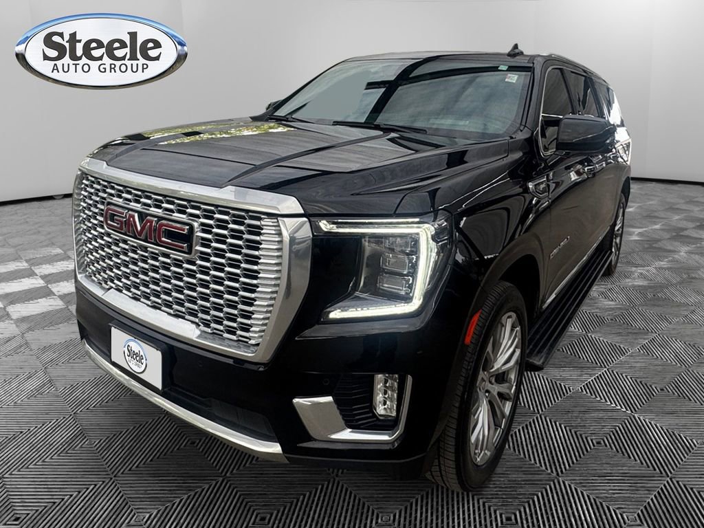 Used 2022 GMC Yukon XL Denali image 1