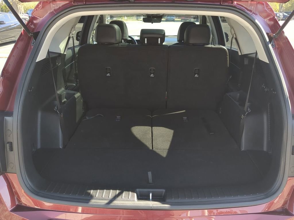 Used 2025 Kia Sorento S w/ Panoramic Sunroof Package image 12