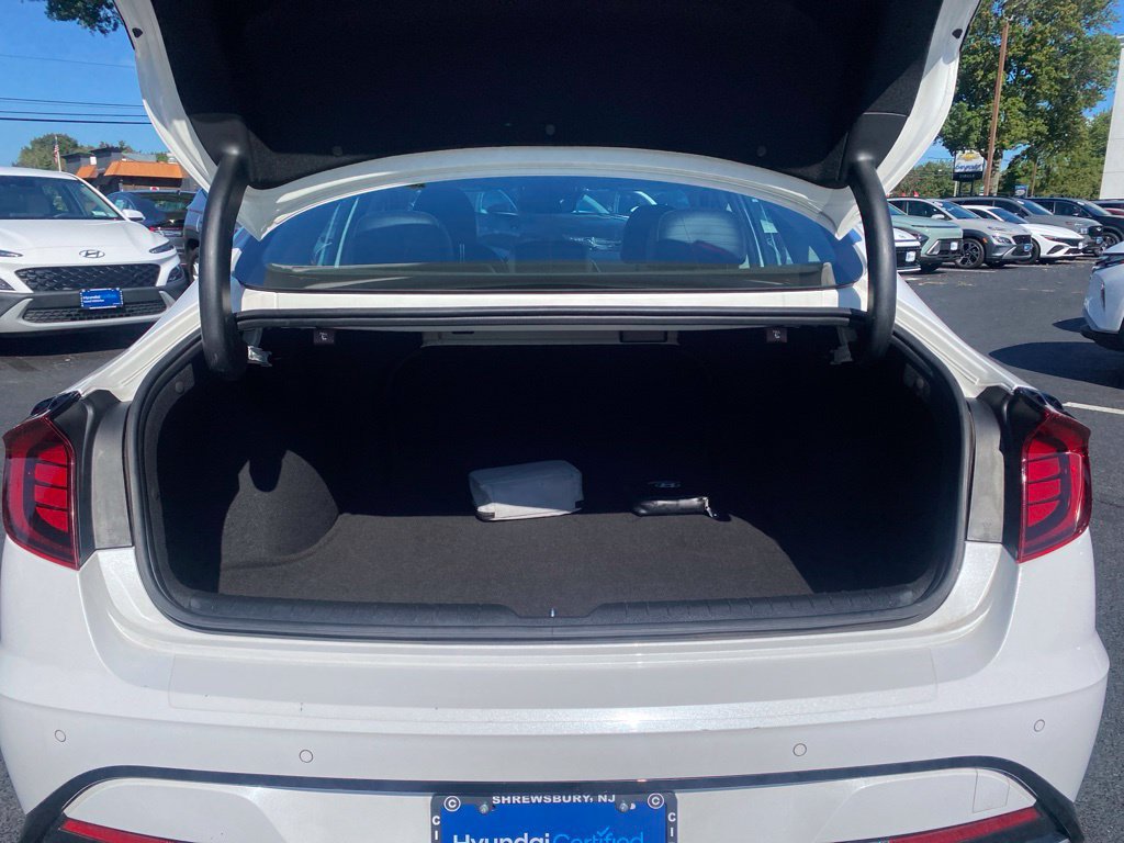 Certified 2023 Hyundai Sonata Limited FWD image 15