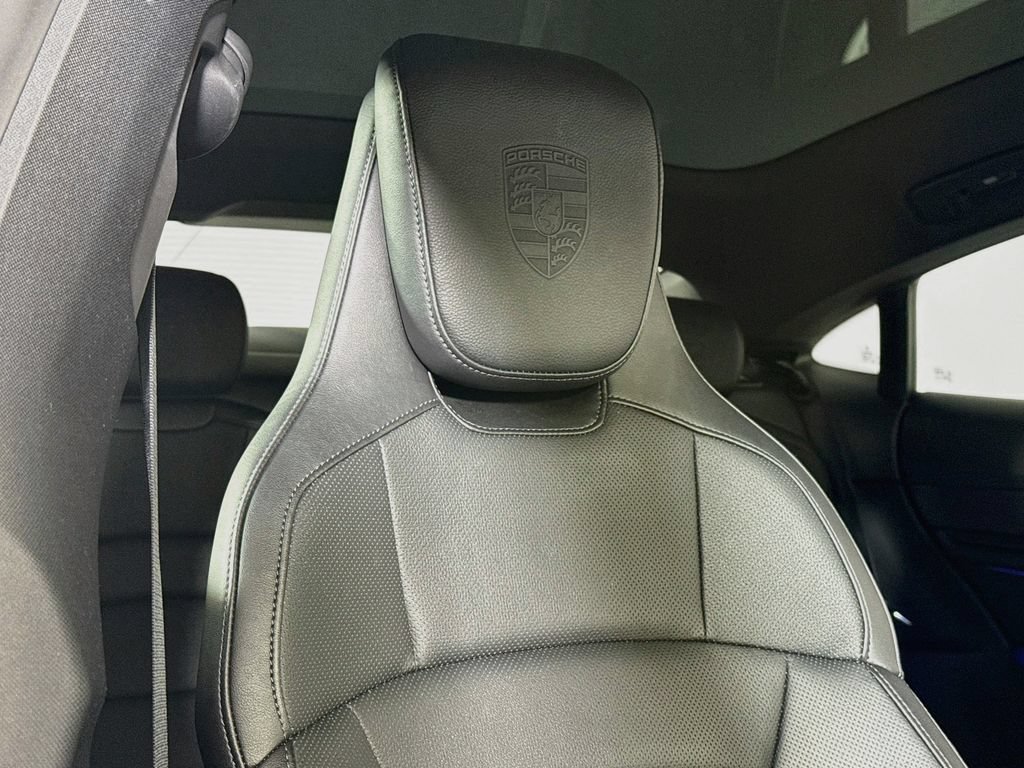 Certified 2021 Porsche Taycan 4S AWD/4WD image 21