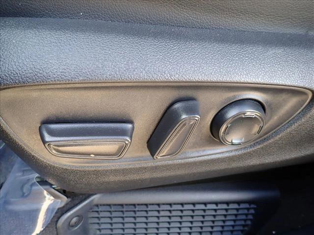 Used 2025 Toyota Sienna XLE Woodland Edition image 14