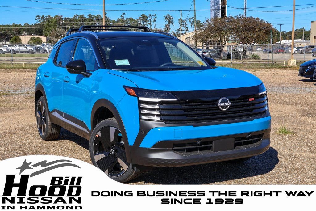 New 2026 Nissan Kicks SR image 1