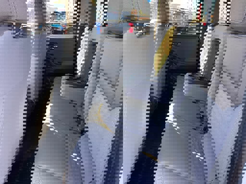 Used 2023 Nissan Frontier SV w/ SV Convenience Package image 12