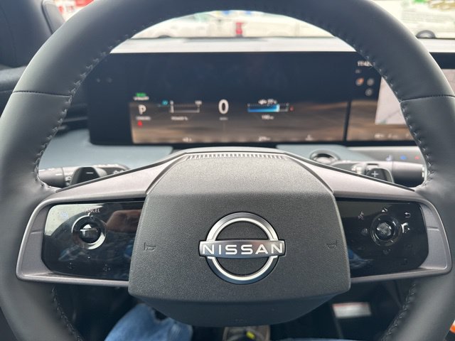 New 2026 Nissan Leaf Platinum+ w/ Cargo Package (Platinum+) FWD image 17