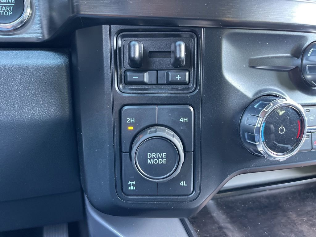 Certified 2024 Ford F350 Lariat w/ Chrome Package image 13