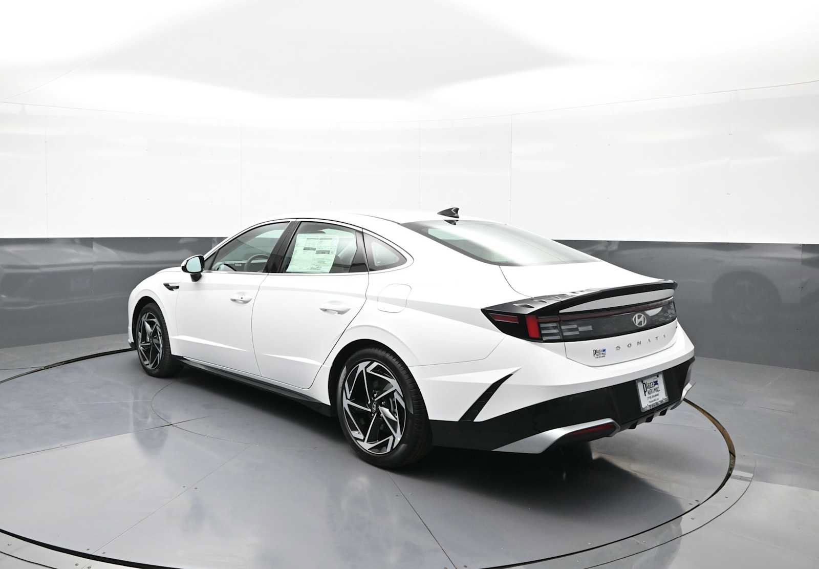 New 2026 Hyundai Sonata SEL AWD/4WD image 8