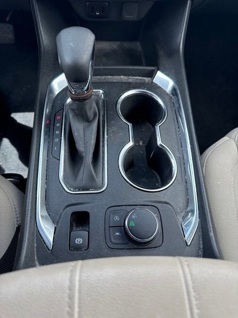Certified 2023 Chevrolet Traverse LS FWD image 24