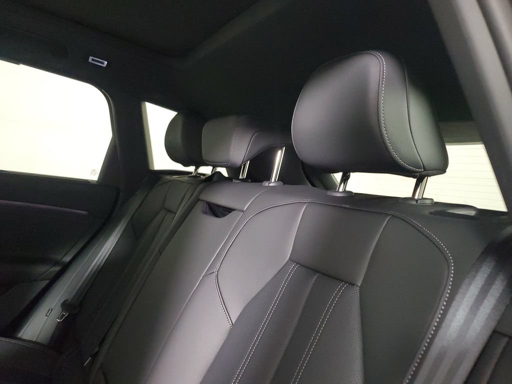 New 2027 Audi Q6 e-tron Premium Plus AWD/4WD image 13