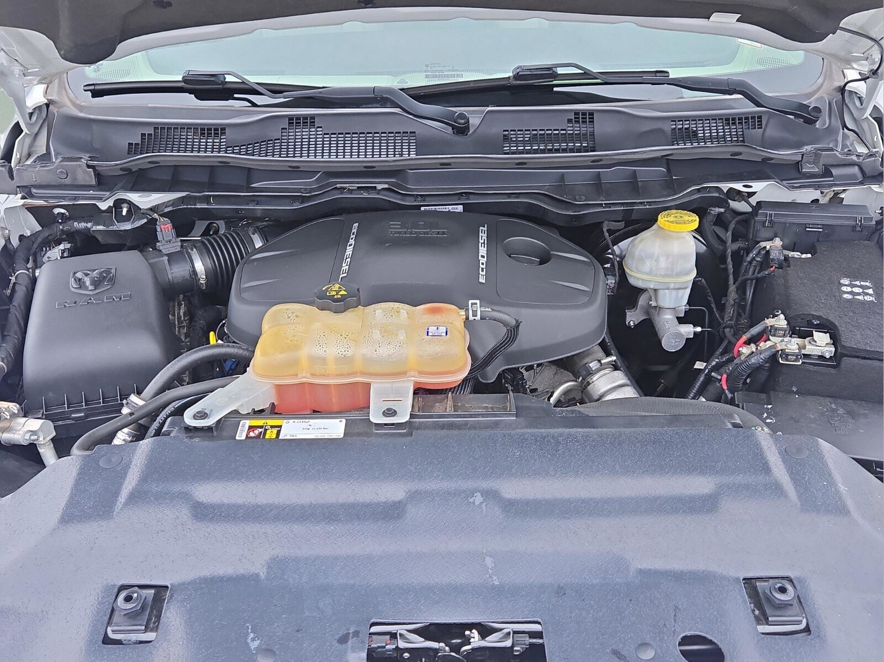 Used 2018 RAM 1500 Laramie w/ Convenience Group image 16