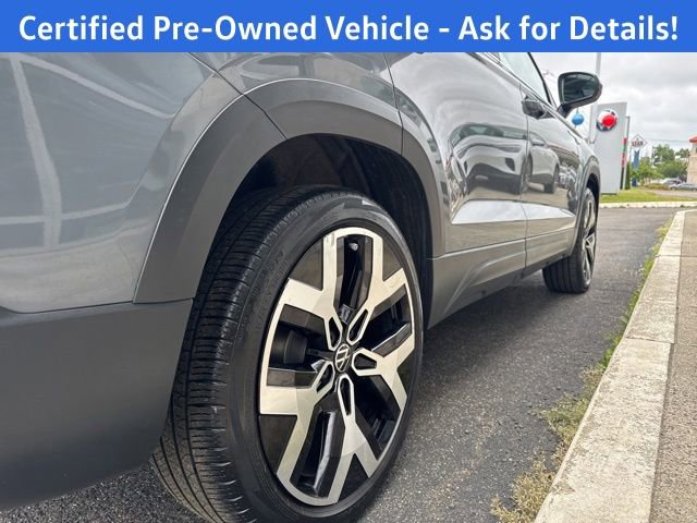 Certified 2023 Volkswagen Taos SEL AWD/4WD image 26