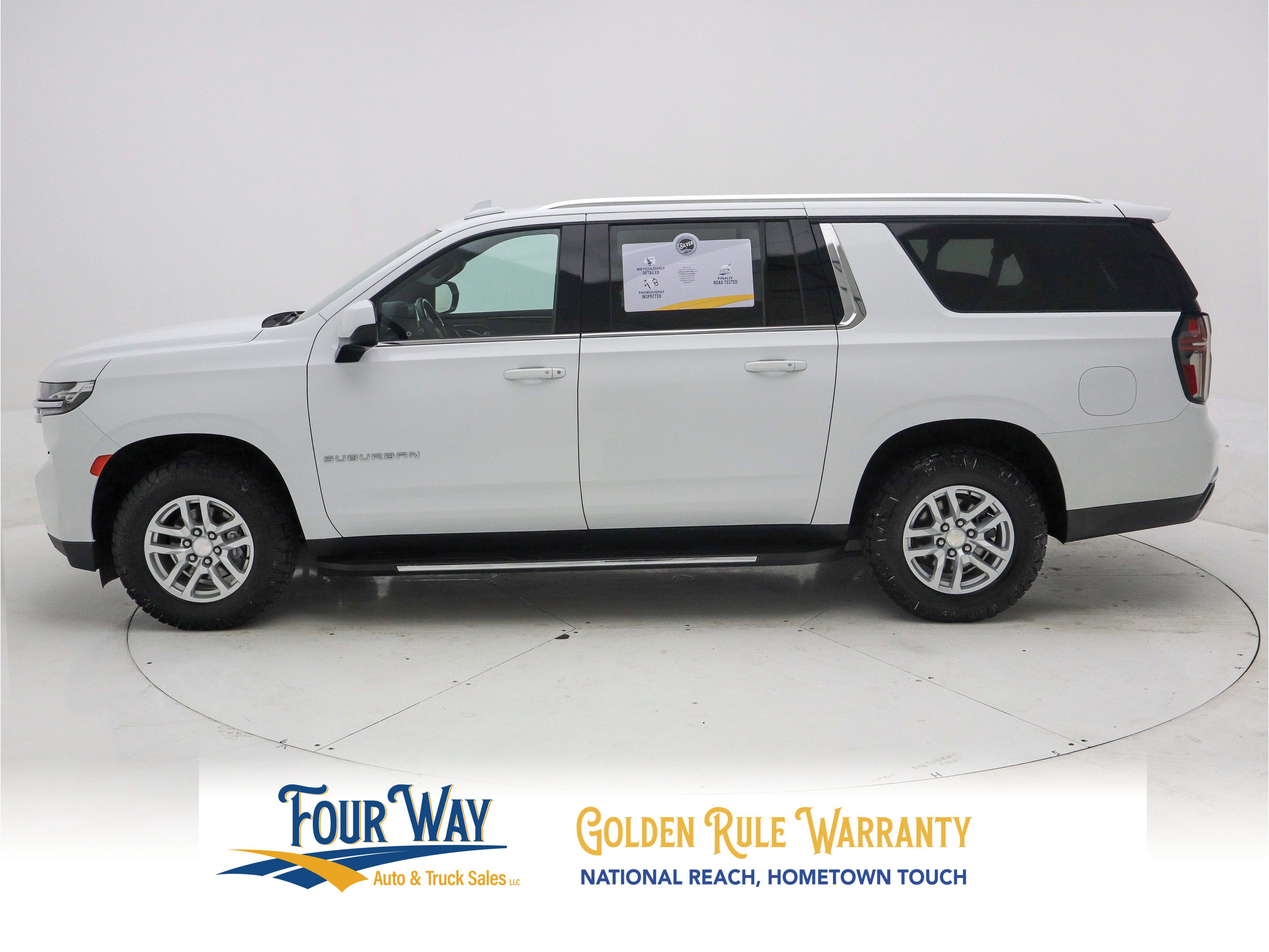Used 2023 Chevrolet Suburban LT AWD/4WD image 7
