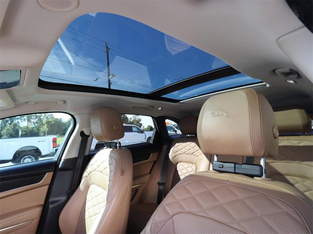 Used 2021 Jaguar F-PACE S image 4