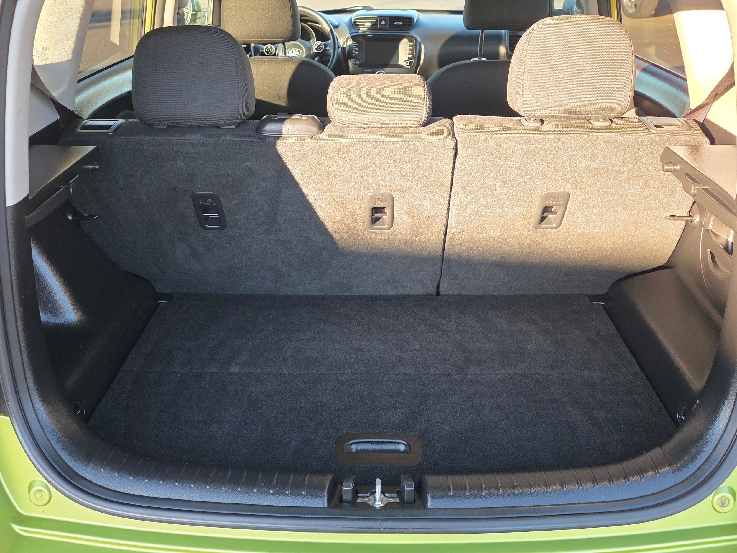 Used 2018 Kia Soul + FWD image 19