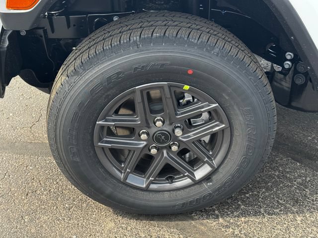 New 2026 Jeep Gladiator Sport AWD/4WD image 10