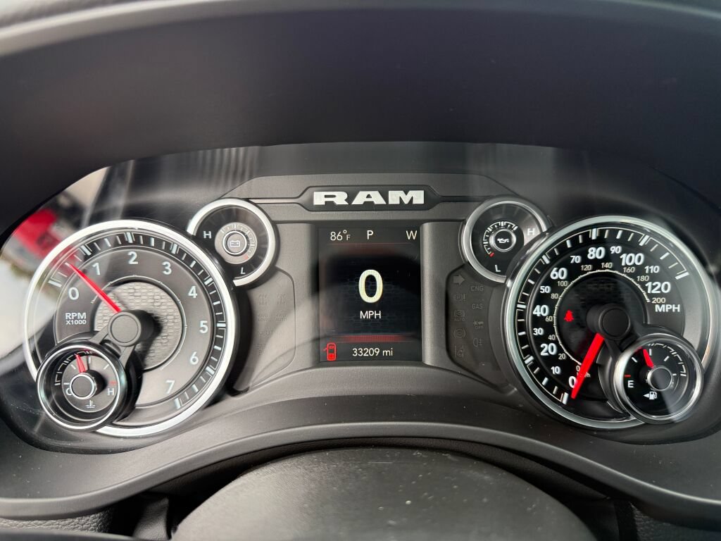 Used 2022 RAM 1500 Big Horn AWD/4WD image 28