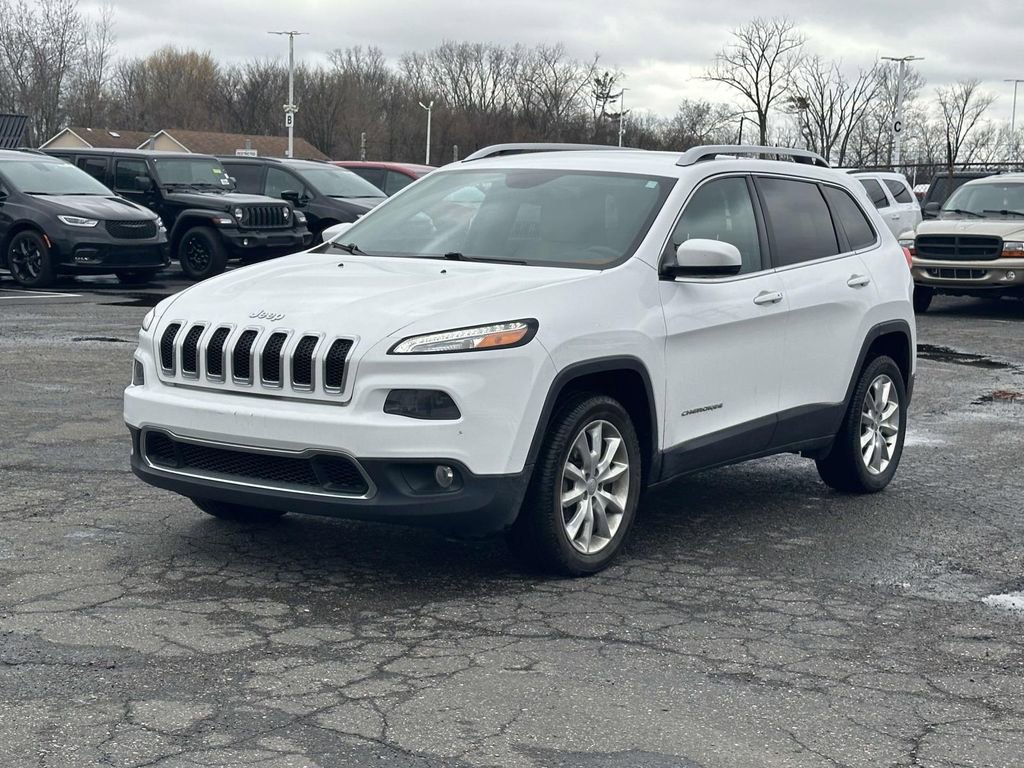 Used 2016 Jeep Cherokee Limited w/ Luxury Group image 7