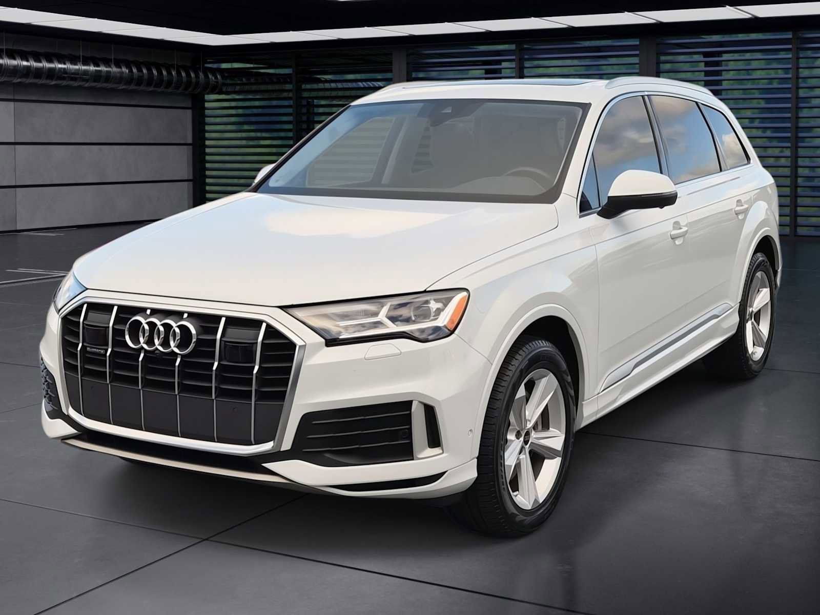Certified 2023 Audi Q7 2.0T Premium Plus w/ Premium Plus Package AWD/4WD image 1