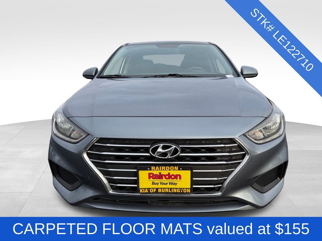 Used 2020 Hyundai Accent SE image 2