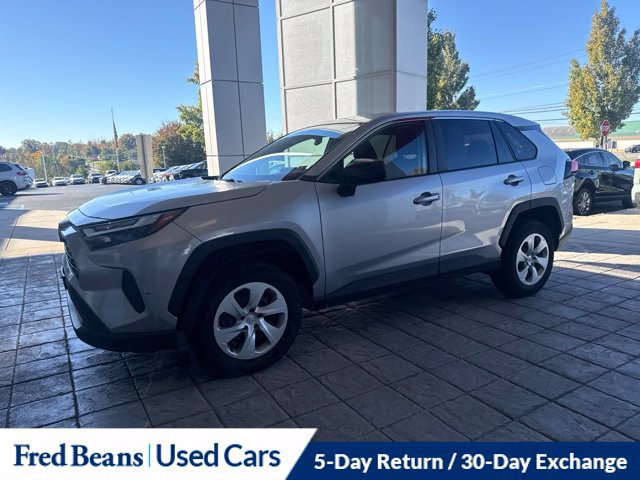 Used 2024 Toyota RAV4 LE AWD/4WD image 25