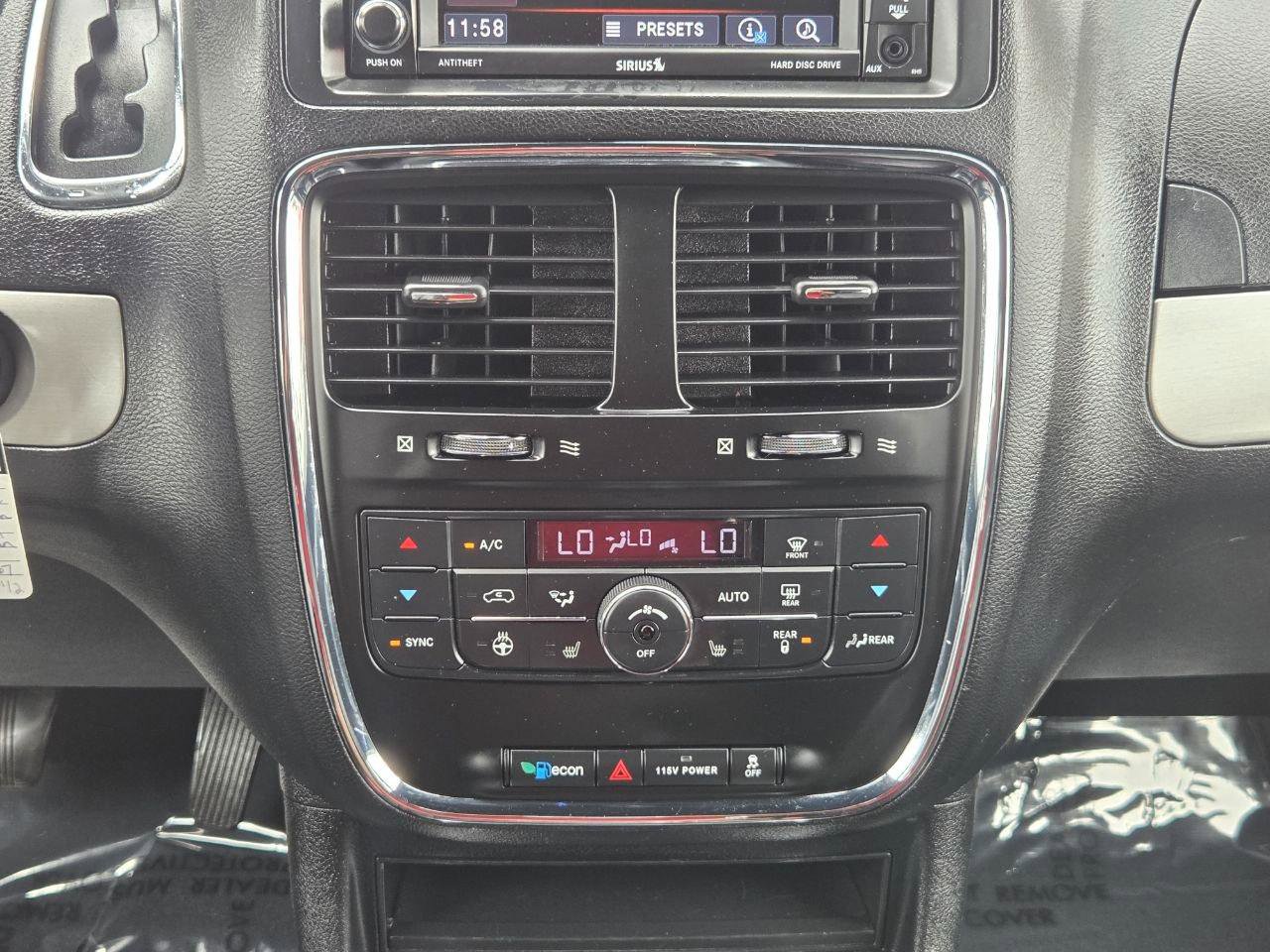 Used 2019 Dodge Grand Caravan GT image 23