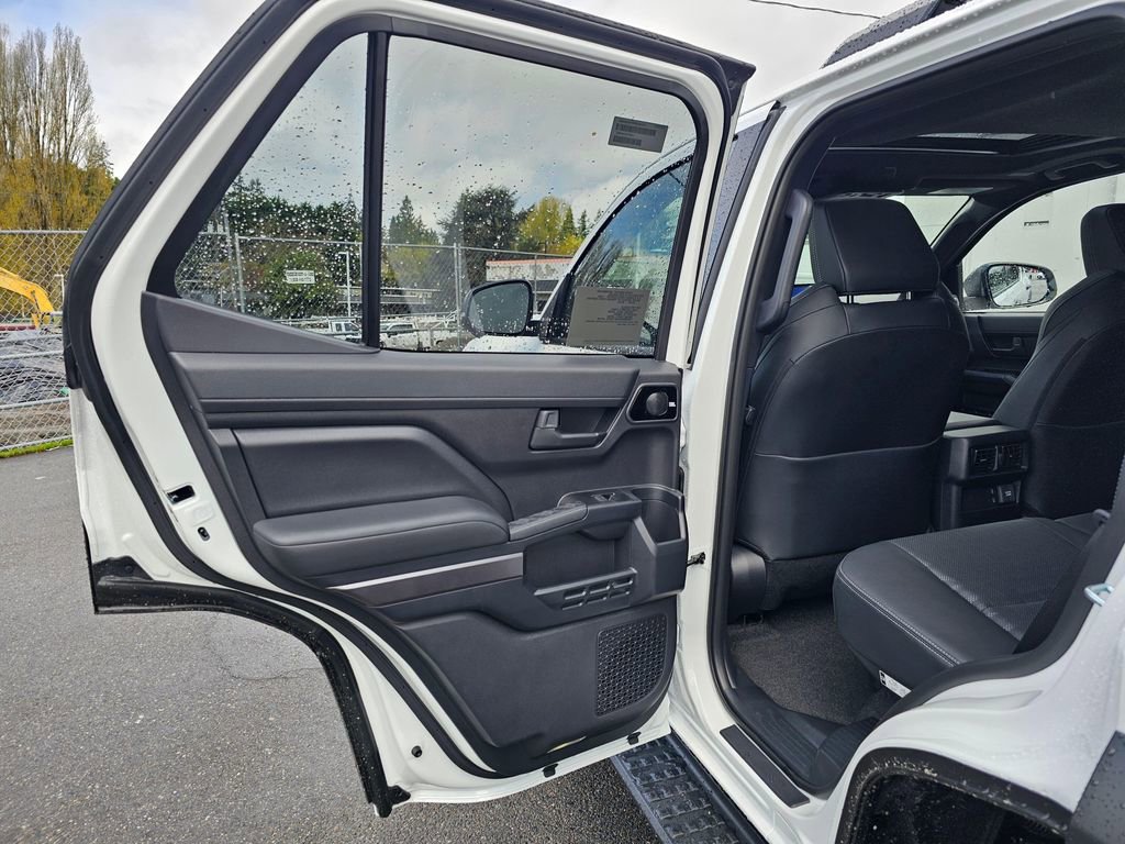 New 2026 Toyota 4Runner TRD Off-Road Premium AWD/4WD image 15
