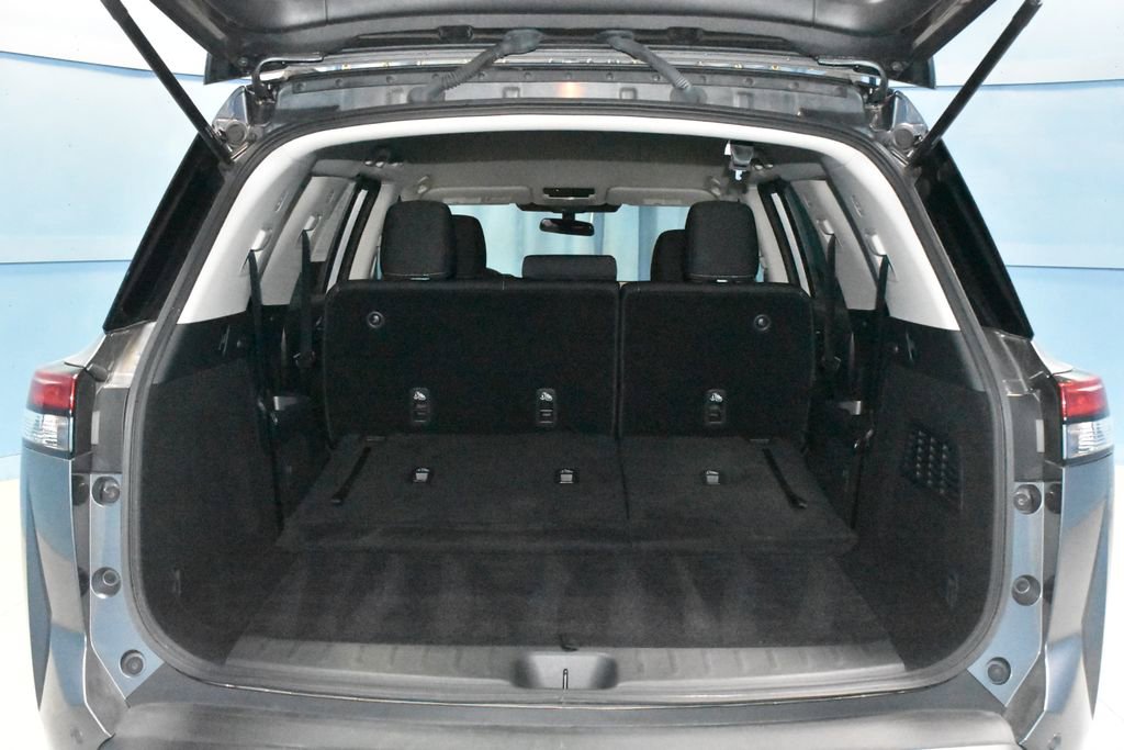 Certified 2024 Nissan Pathfinder SV image 26