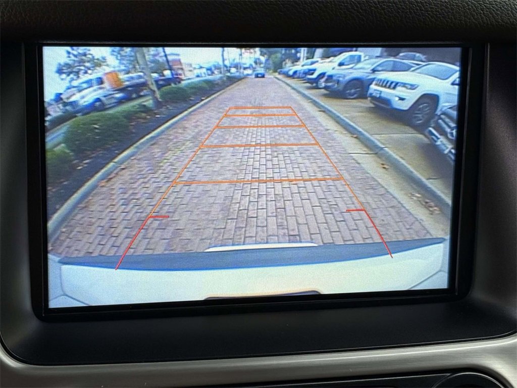 Used 2016 GMC Yukon SLT w/ Open Road Package image 5