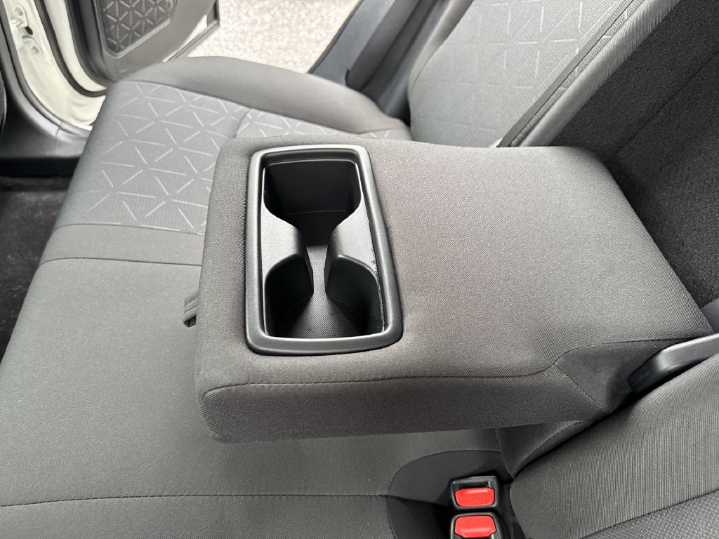 Used 2024 Toyota RAV4 XLE FWD image 38