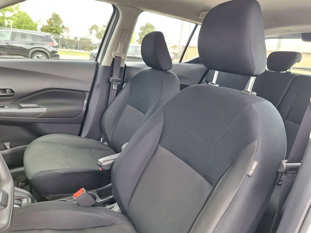 Used 2024 Nissan Kicks S FWD image 11