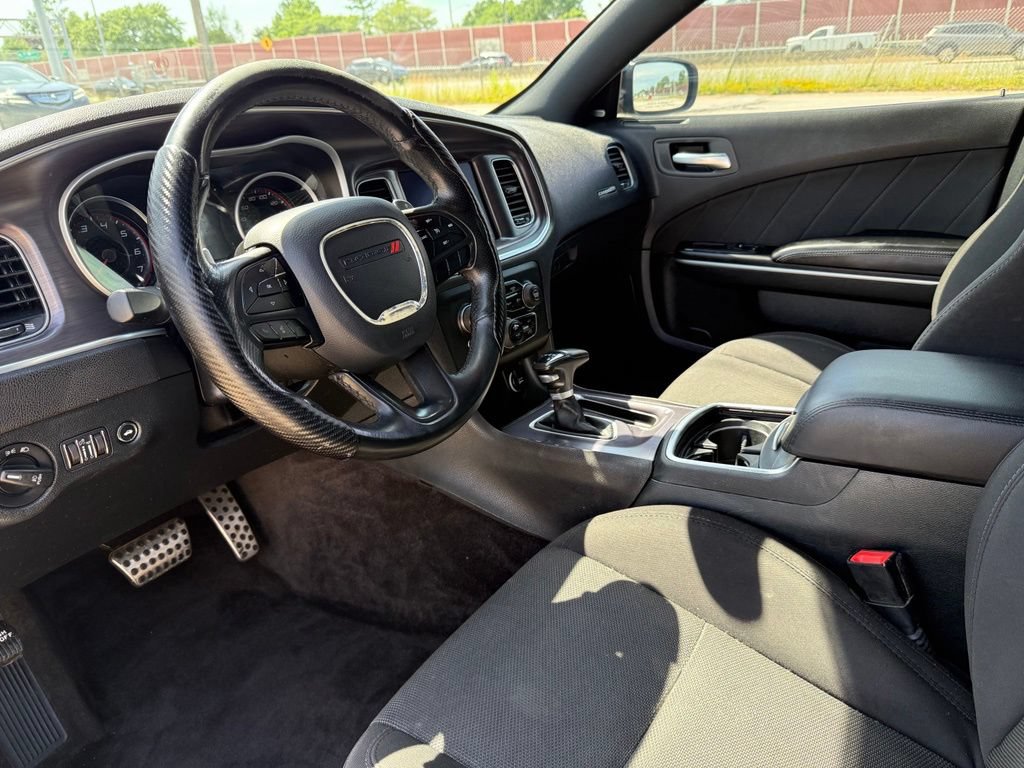 Used 2017 Dodge Charger R/T Scat Pack RWD image 25